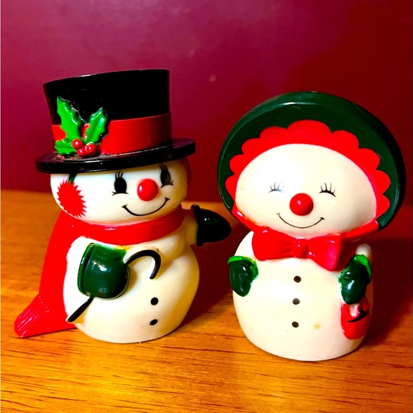 Hallmark Other - Vintage Hallmark Christmas Snowman Happy & Merry Salt & Pepper Shaker Set - 1974